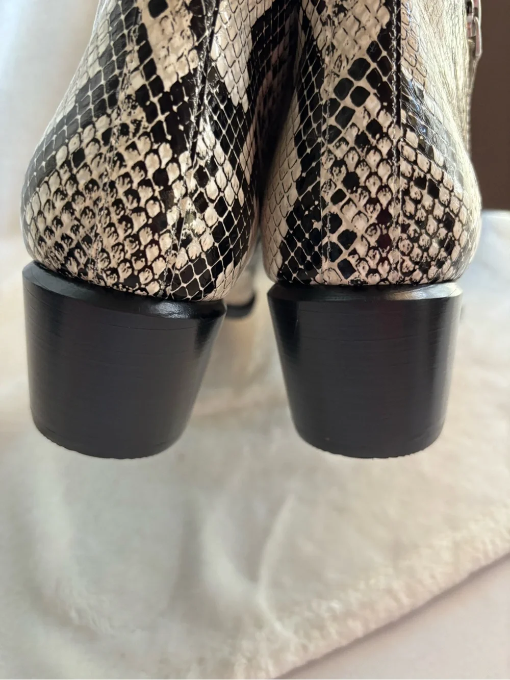Linea Paolo Sochi2 Snake Print Leather Bootie Size 8.5 NIB